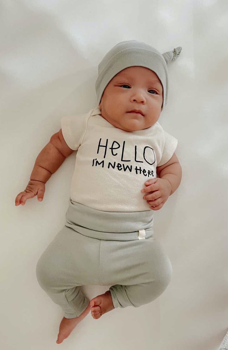 Tenth & Pine Hello, I'm New Here Bodysuit, Pants & Hat Set, Alternate, color,