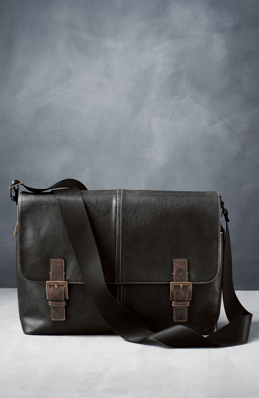 Double Buckle Messenger Bag, Alternate, color, BLACK