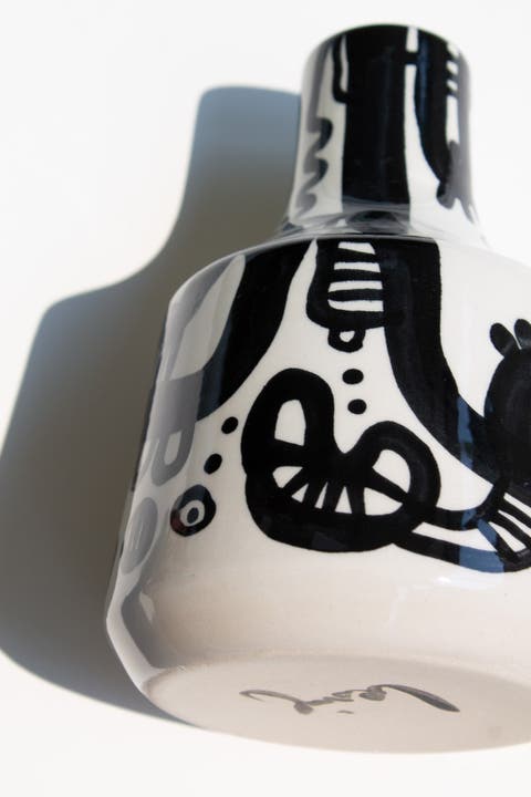 Peoplakia Vase/Carafe