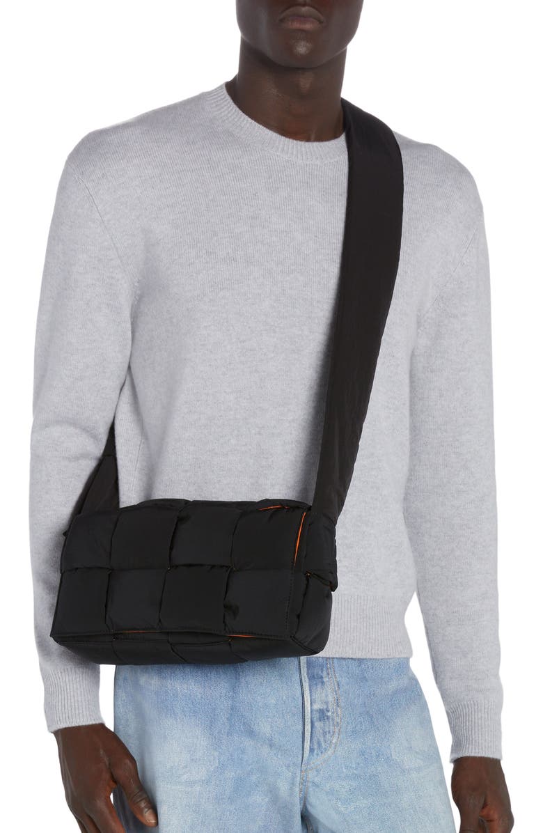 Bottega Veneta Medium Cassette Intrecciato Padded Messenger Bag, Alternate, color,