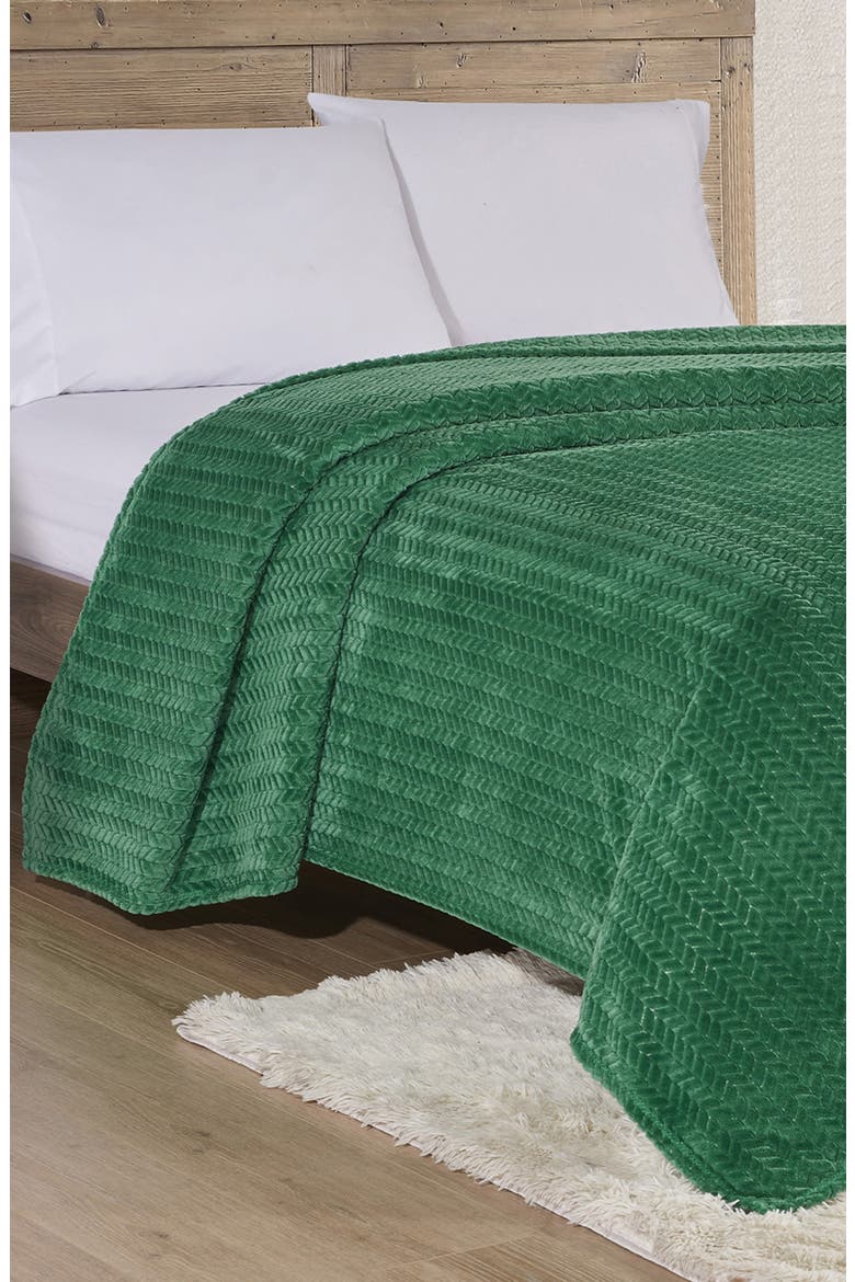 Braided Chevron Microplush Blanket, Alternate, color, GREEN