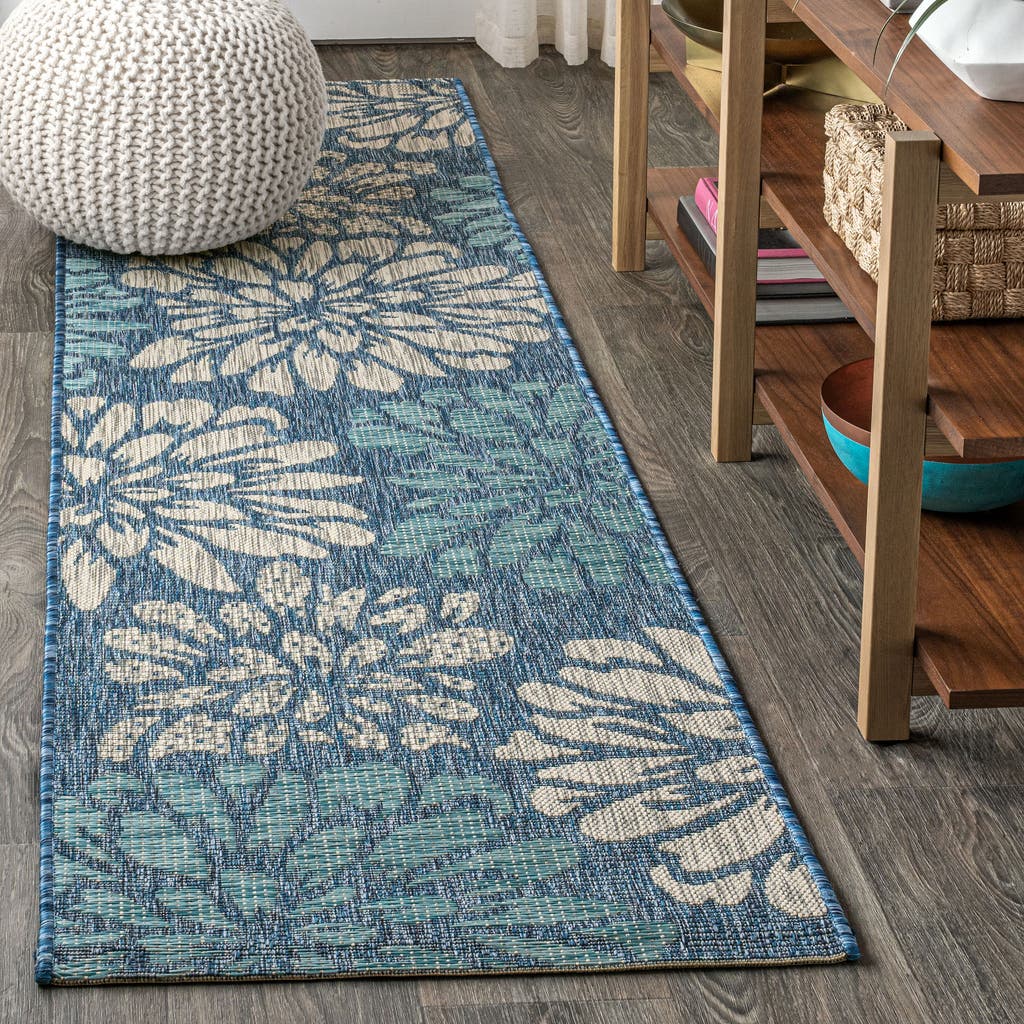 Jonathan Y Zinnia Modern Floral Textured Weave Indoor/outdoor Area Rug In Navy/aqua
