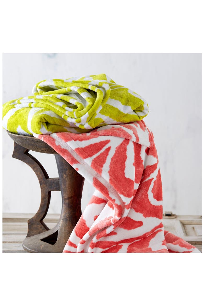 'Imrita' Wave Pattern Beach Towel, Alternate, color, MOSS GREEN