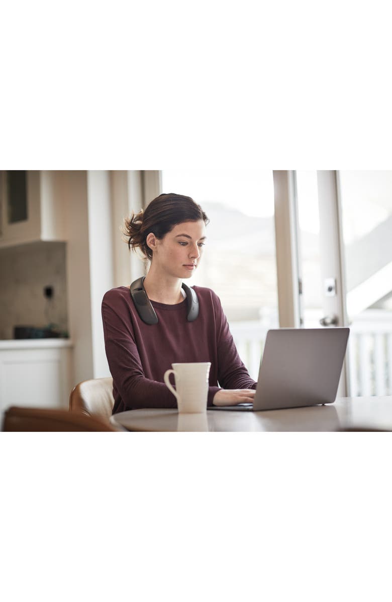 Bose<sup>®</sup> SoundWear<sup>™</sup> Companion<sup>®</sup> Speaker, Alternate, color,