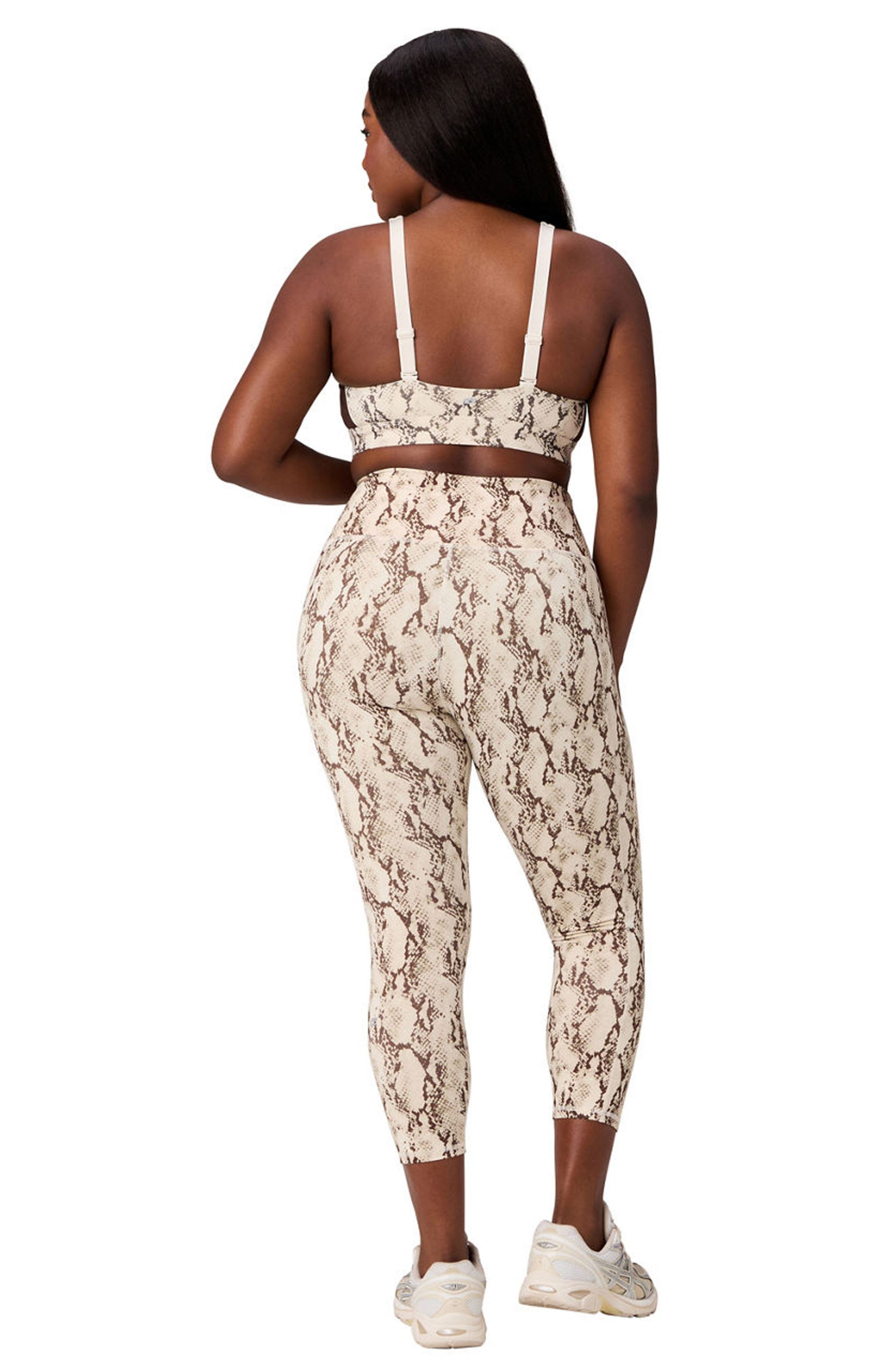 Fabletics Define Capri 22