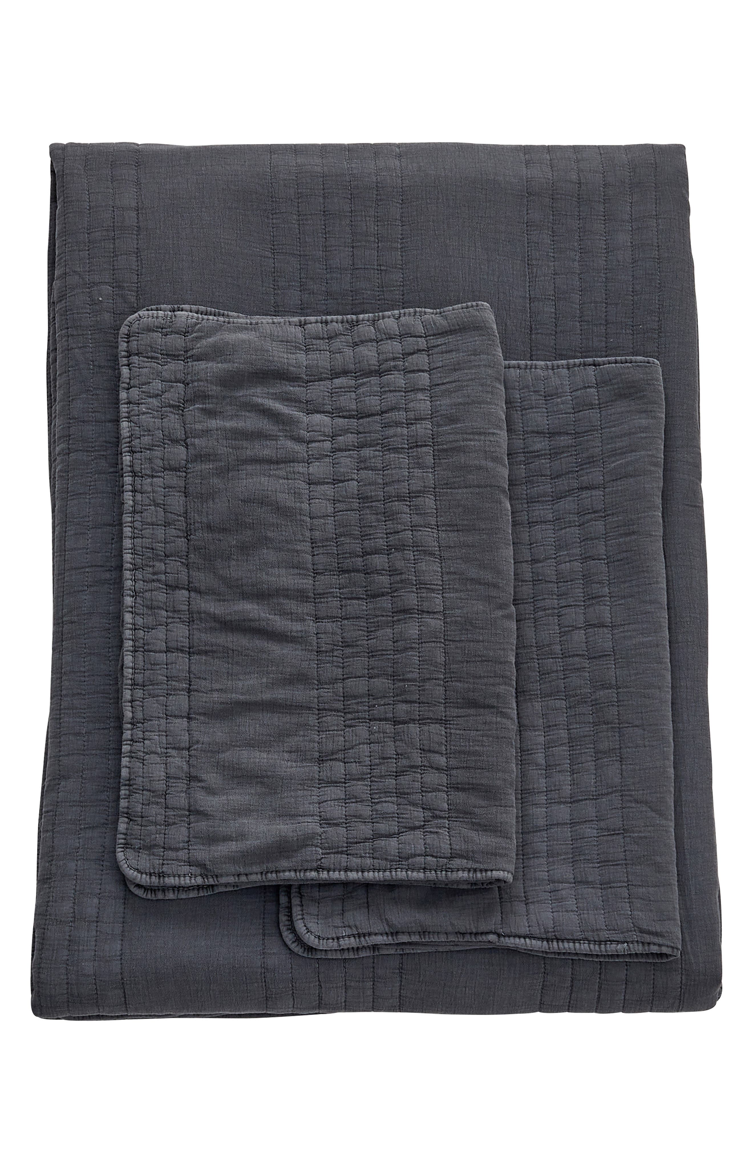 MELANGE HOME Stone Washed Cotton Quilt & Sham Set