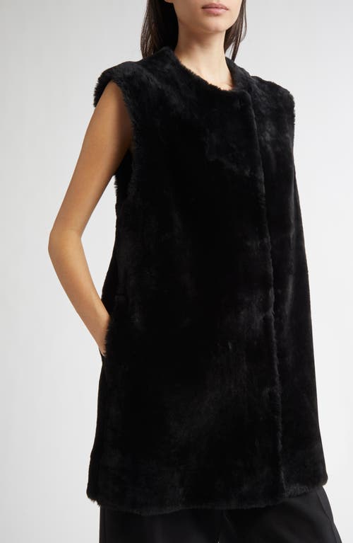 Totême Toteme Plush Genuine Shearling Vest In Black