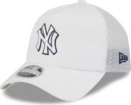 New Era Men's New Era White New York Yankees 2026 Batting Practice Apex 9FORTY Adjustable Trucker Hat