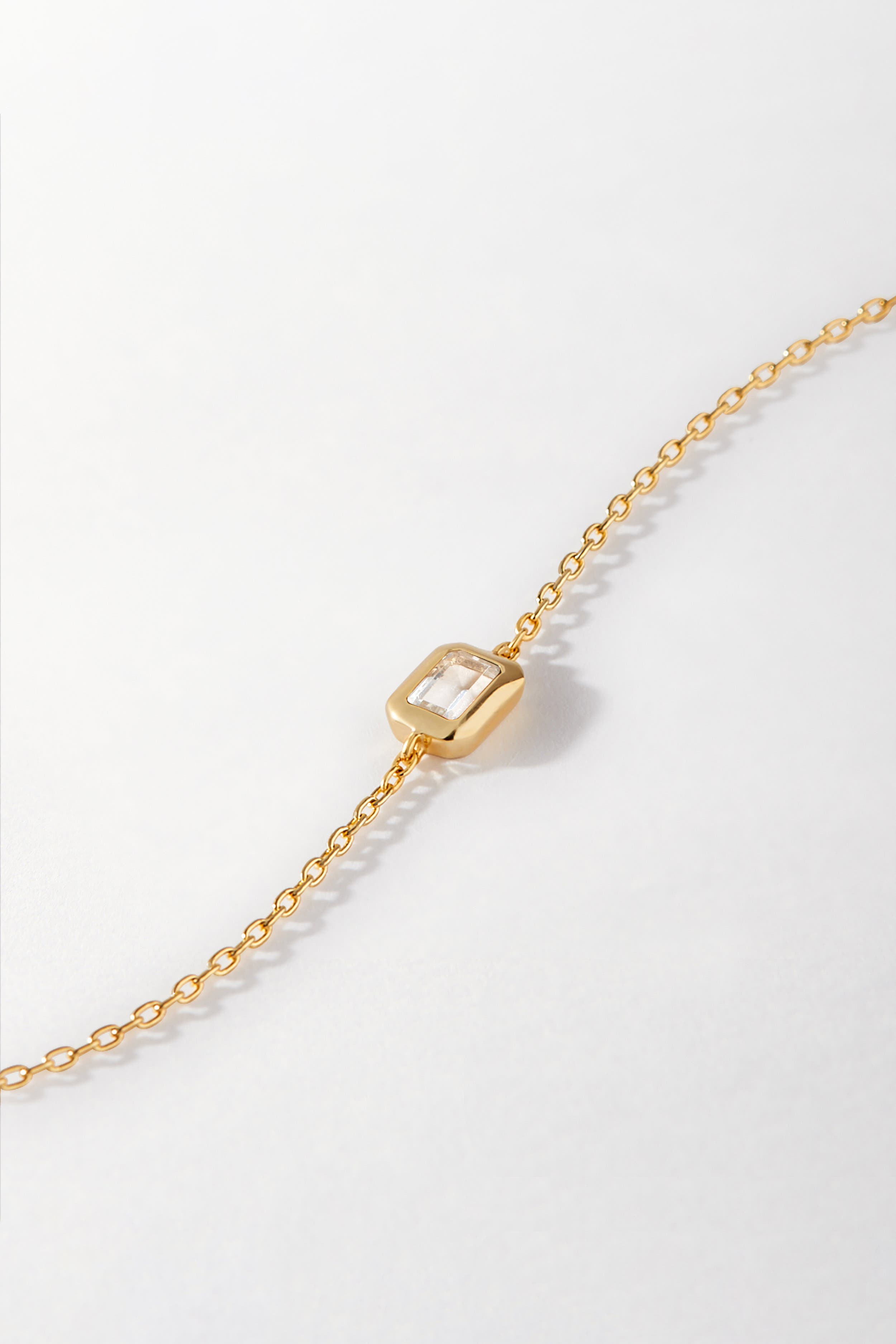 White topaz (April)