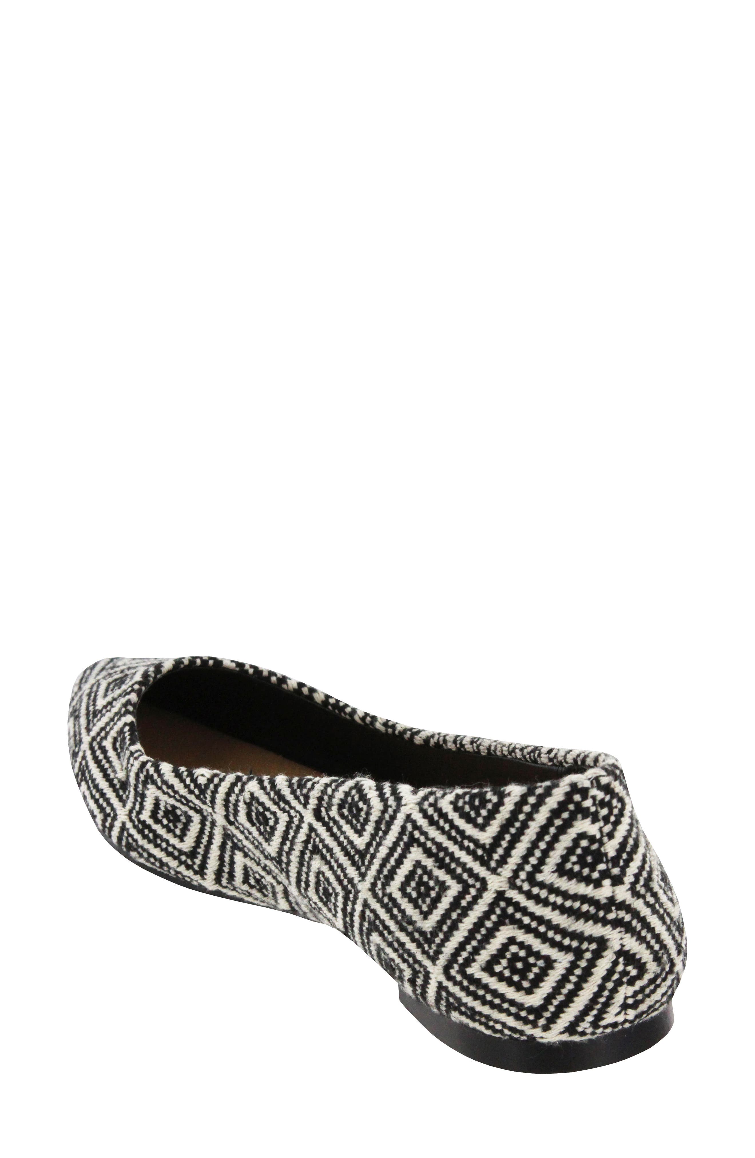 MIA Zander Flat, Alternate, color, 