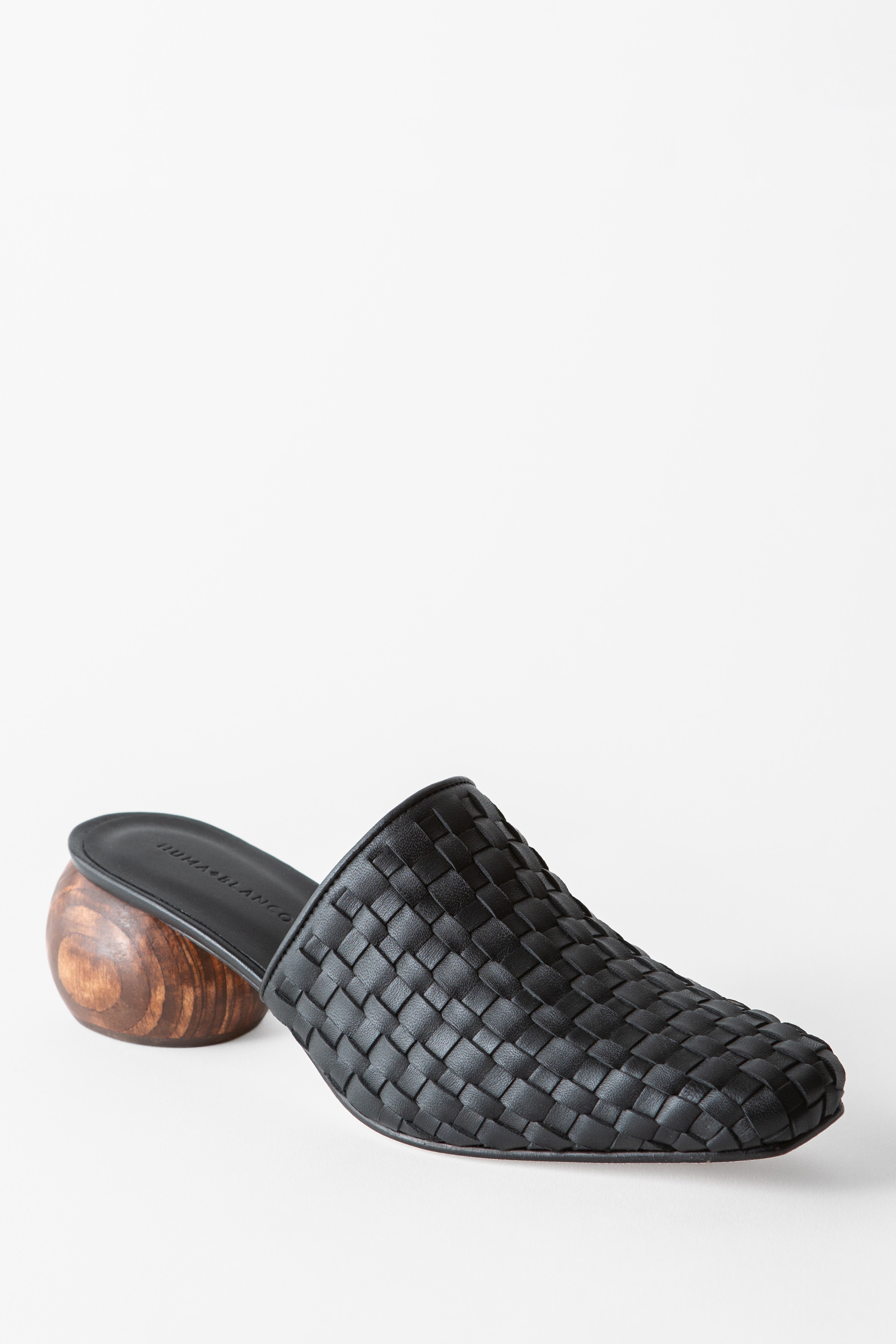 Coal Woven Nappa
