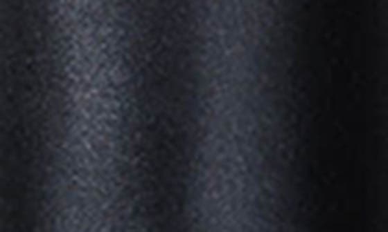 selected 090 NOIR / BLACK
