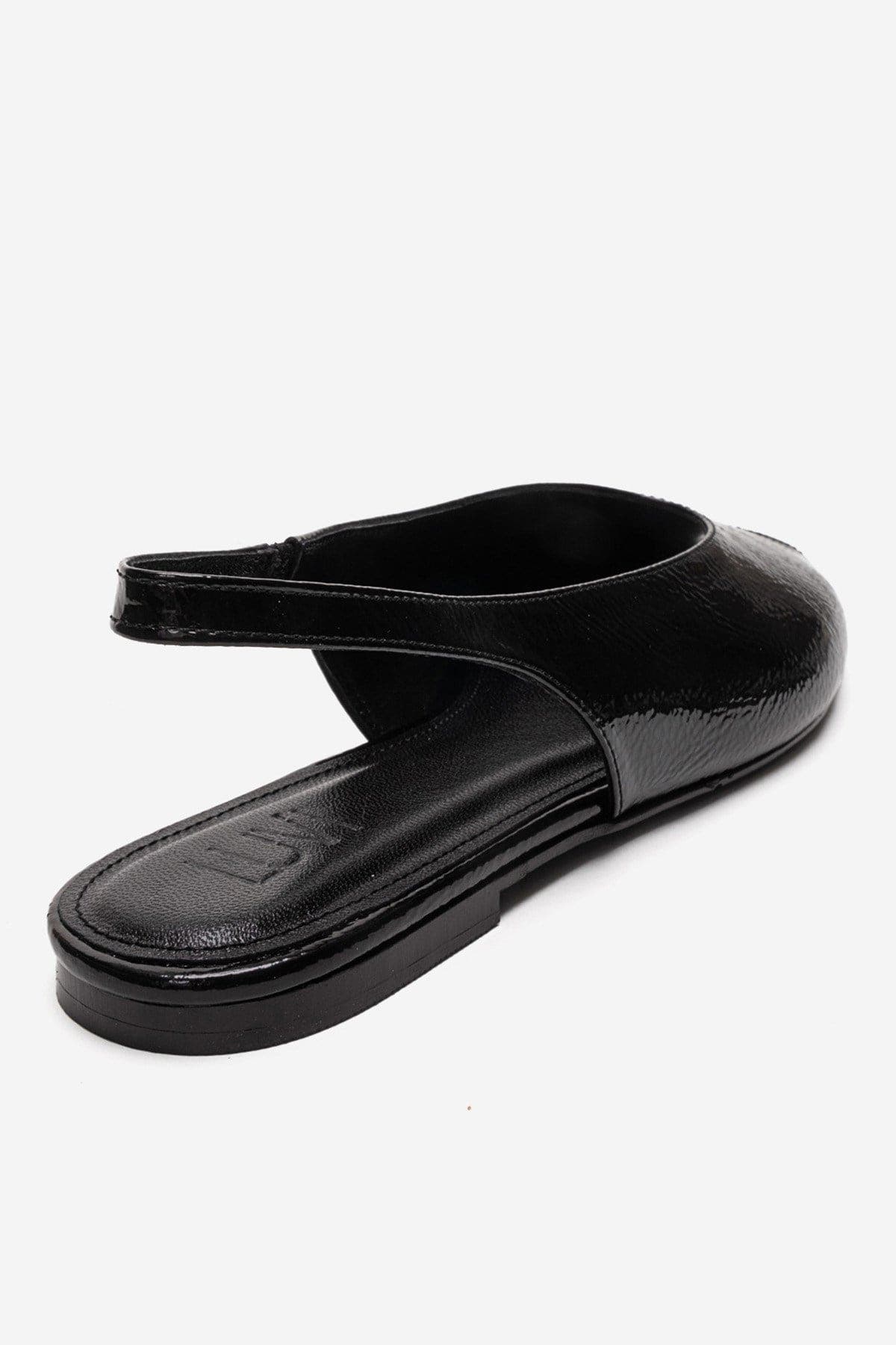 Prologue Shoes Serina Slingback Sandal, Alternate, color, Black