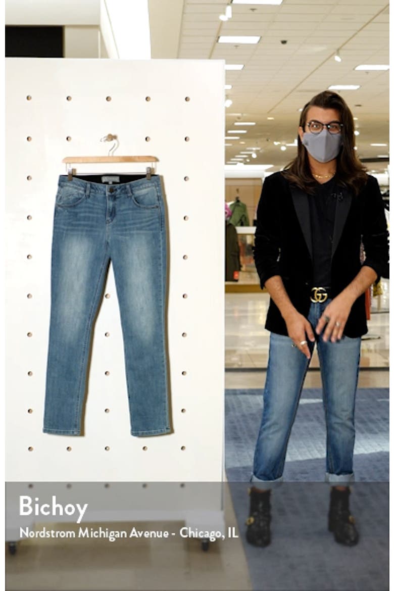 'Ab'Solution Girlfriend Jeans (Nordstrom Exclusive) video