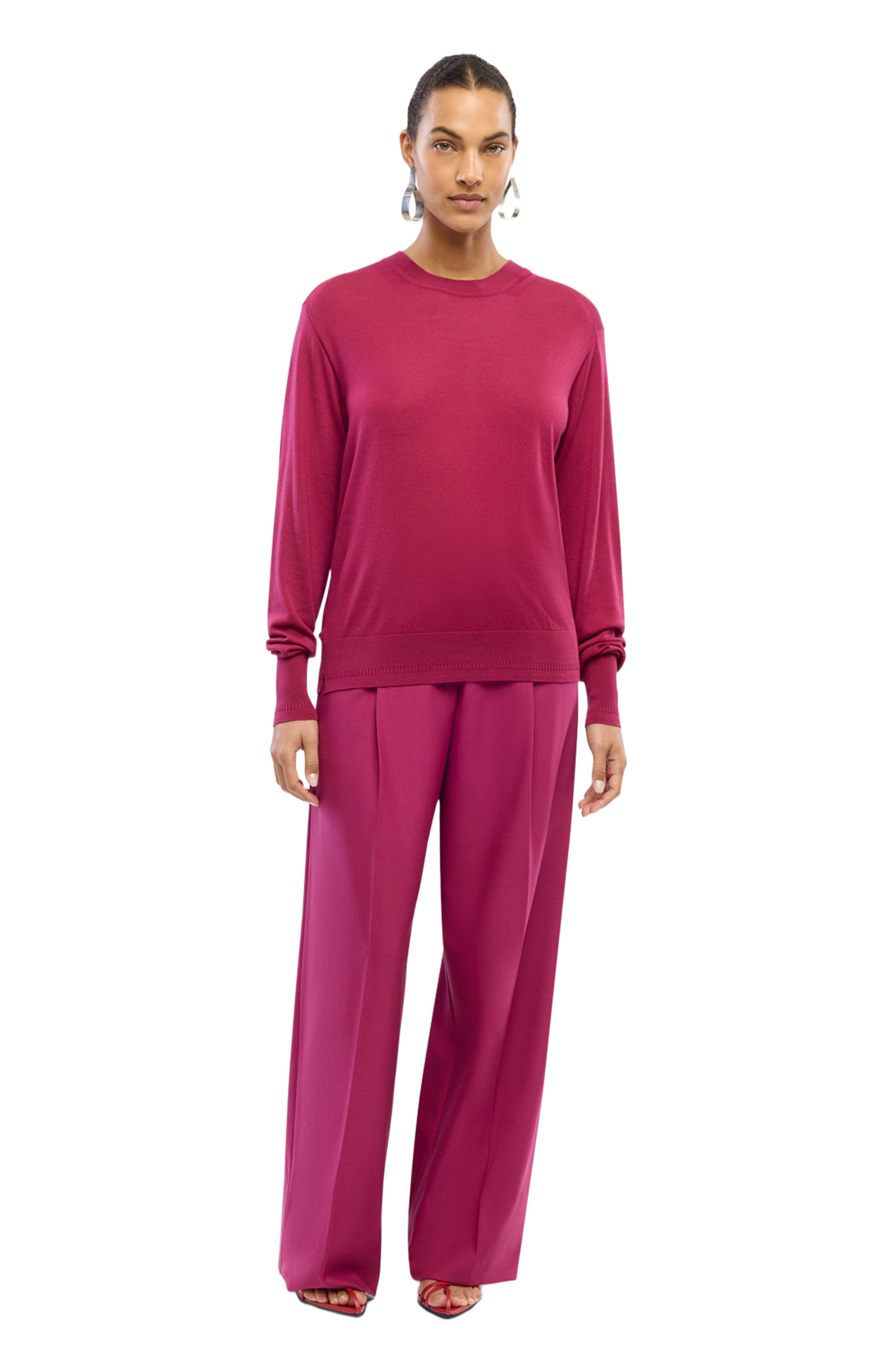 MAGENTA