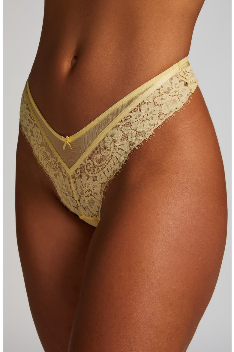 Milaan Lace & Mesh Thong, Alternate, color, PALE BANANA