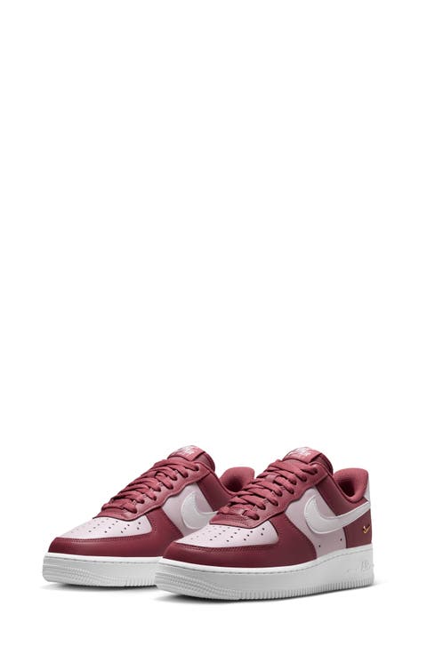 Air Force 1 '07 Basketball Sneaker