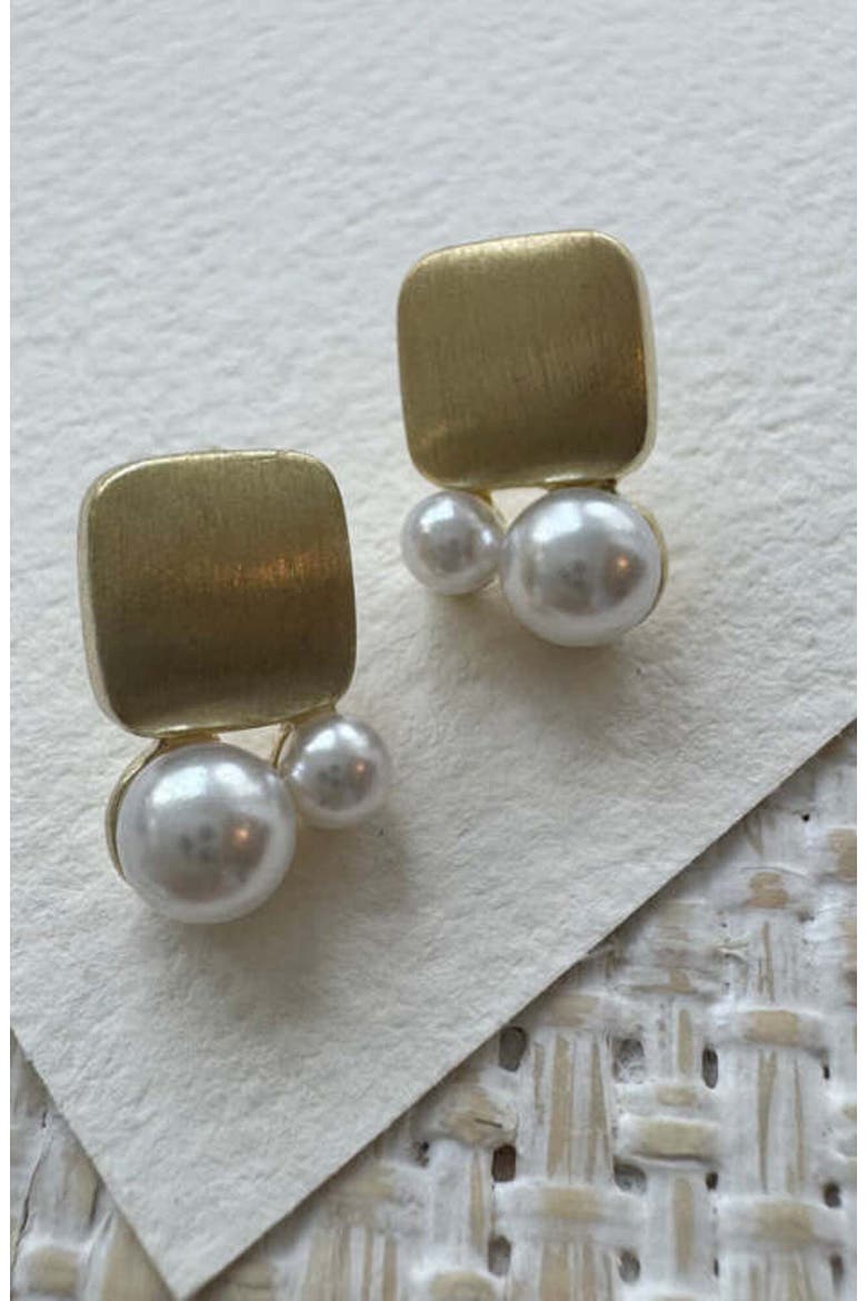 Pearl and Gold Studs, Alternate, color, Gold