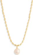 NORDSTROM RACK Demi-Fine Faux Pearl Pendant Necklace