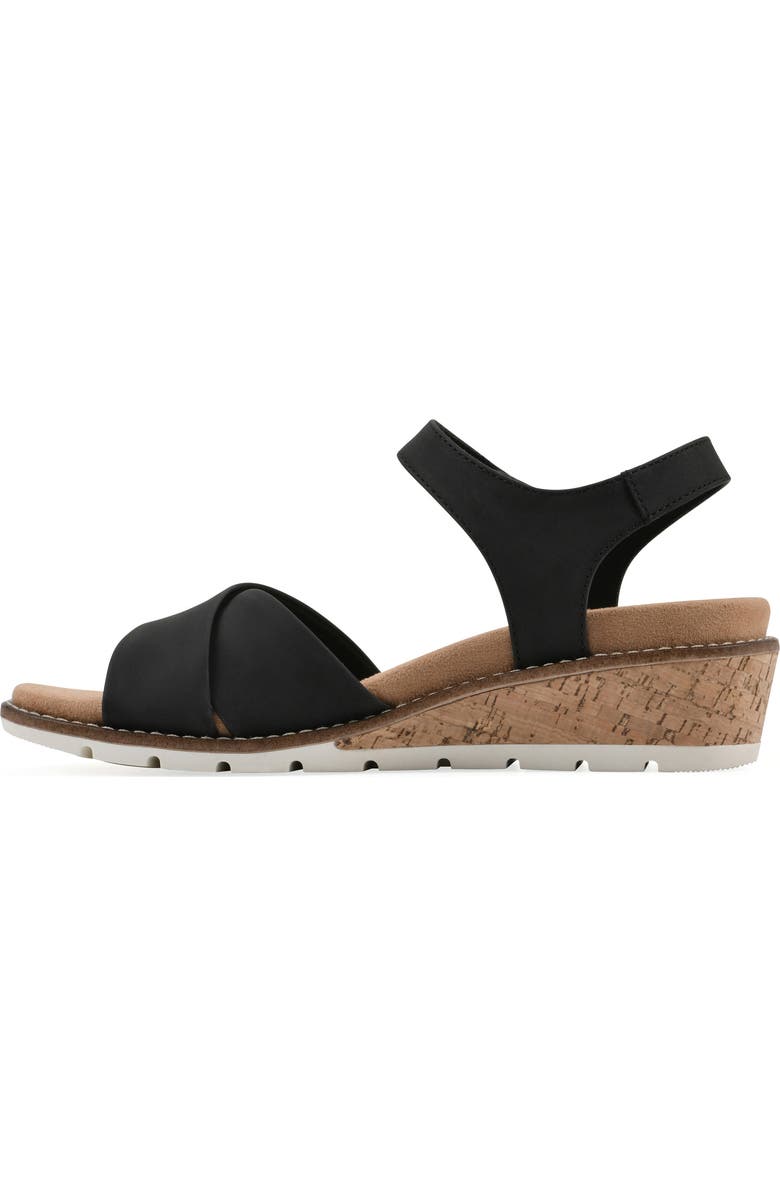 CLIFFS BY WHITE MOUNTAIN Tinna Wedge Sandal, Alternate, color,