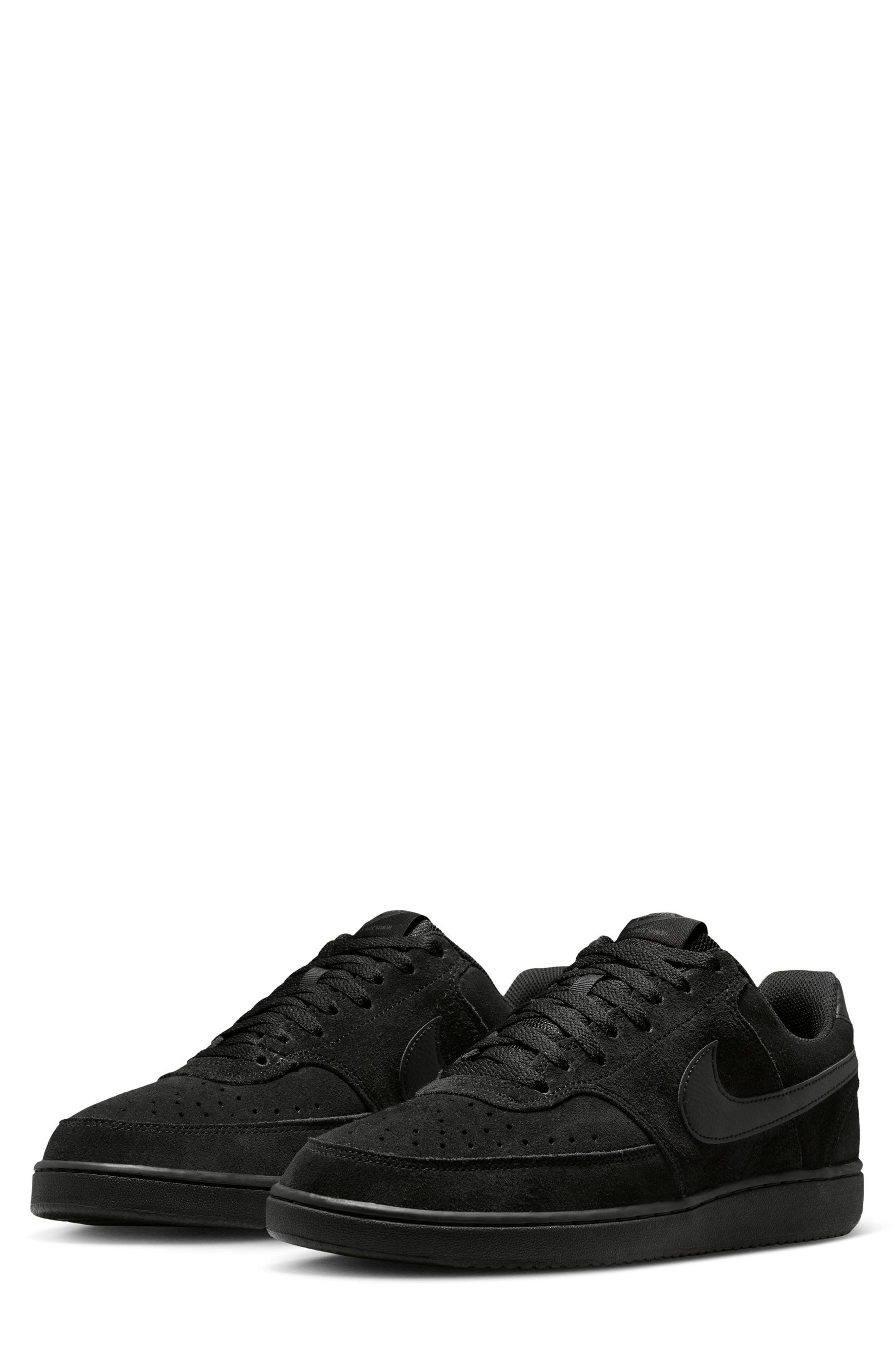Court Vision Low Sneaker
