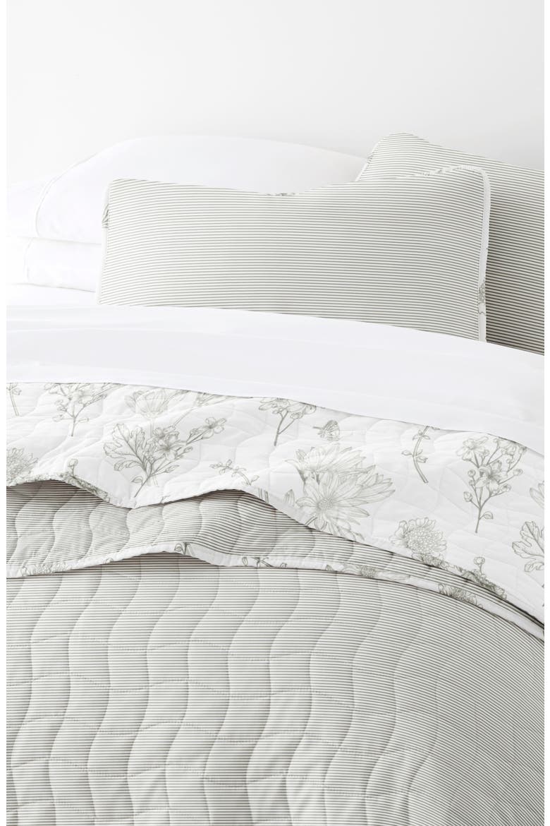 Pattern Reversible Quilt & Sham Set, Alternate, color, LIGHT GRAY