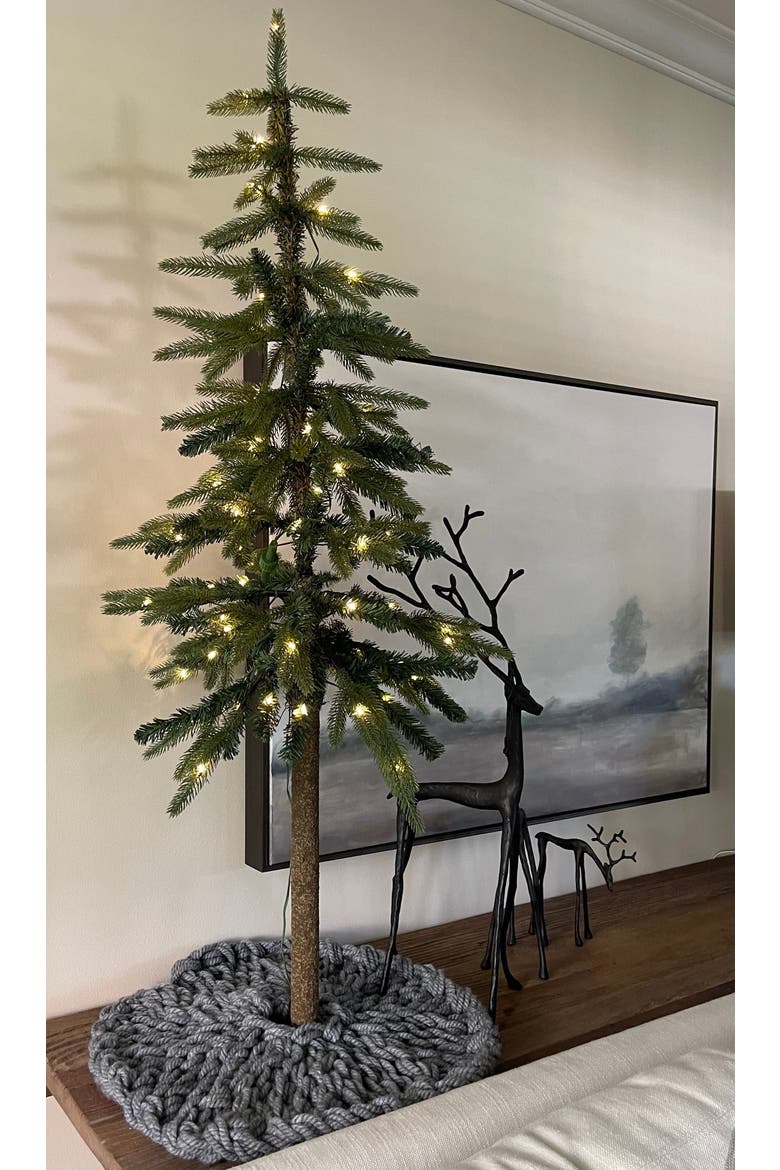 Chunky-Knitted Christmas Tree Skirt, Alternate, color, Gray