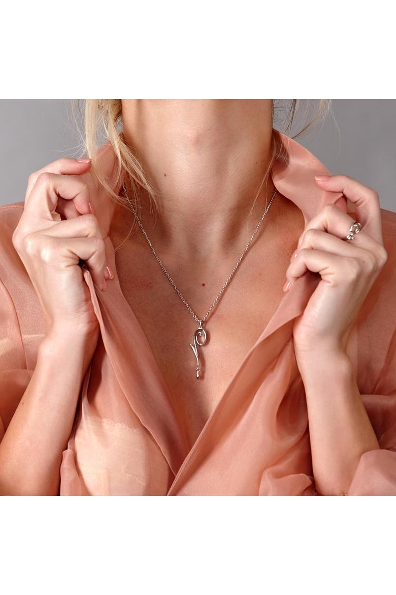 Q pendant with Drop, Alternate, color, Sterling Silver