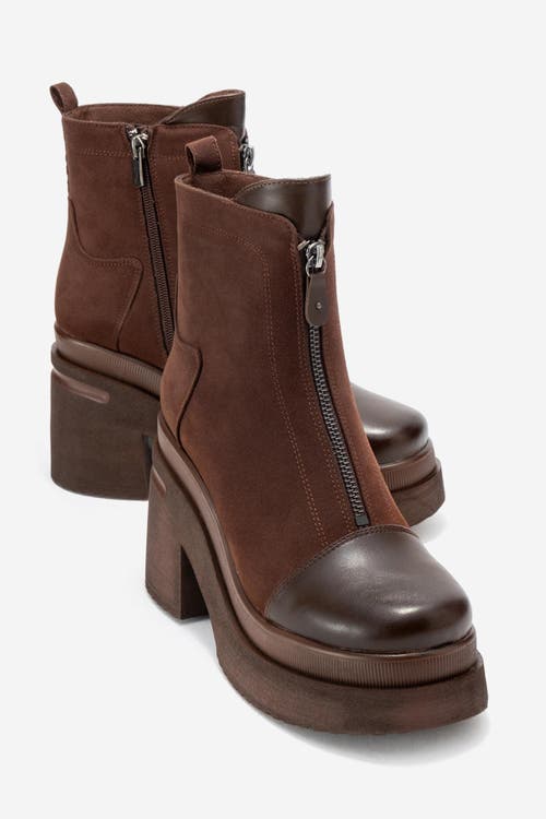 Prologue Shoes Ardenne Platform Zip Boot In Brown