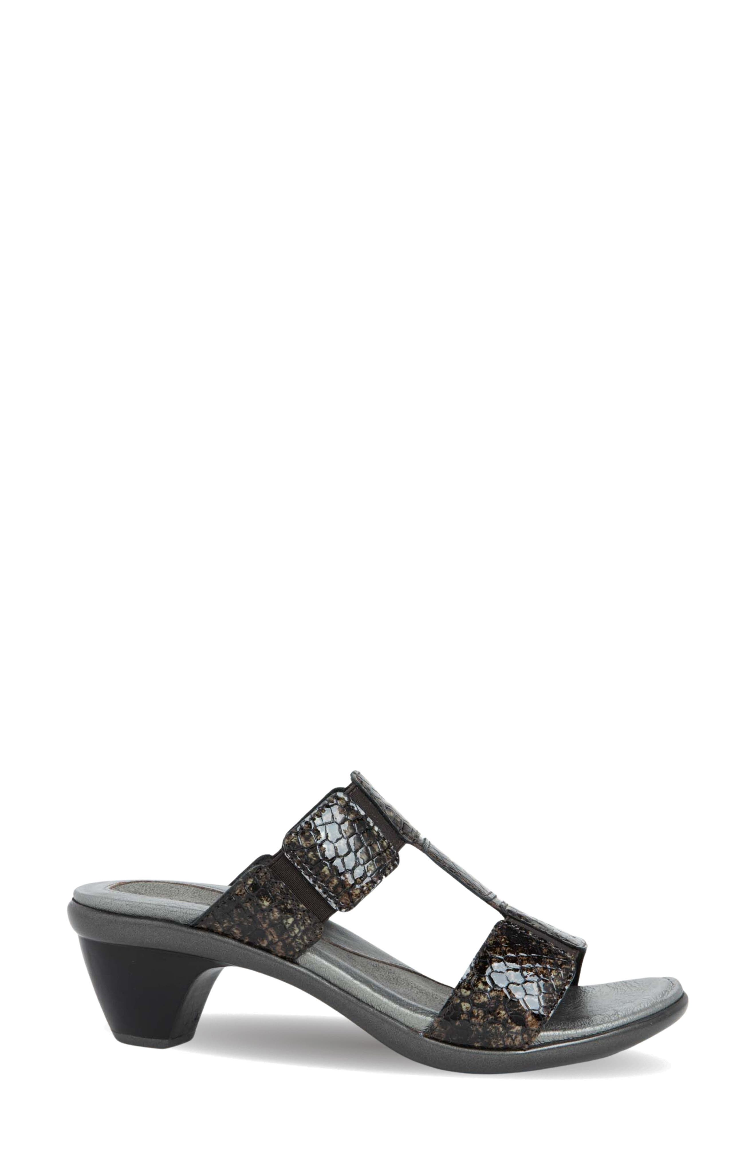 Naot Form Sandal, Alternate, color, 