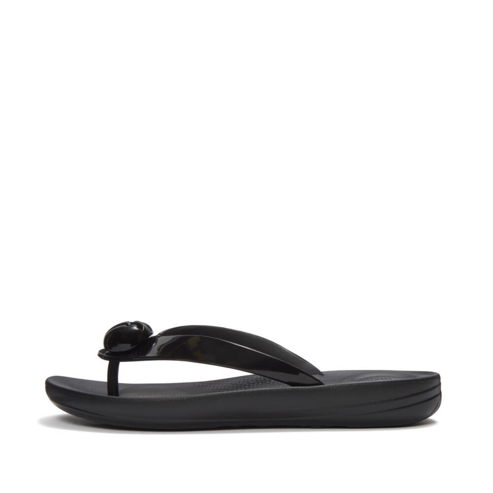 FitFlop Iqushion Glossy Flip-Flops, Alternate, color, Black