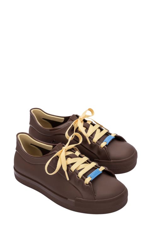 Wow Sneaker
