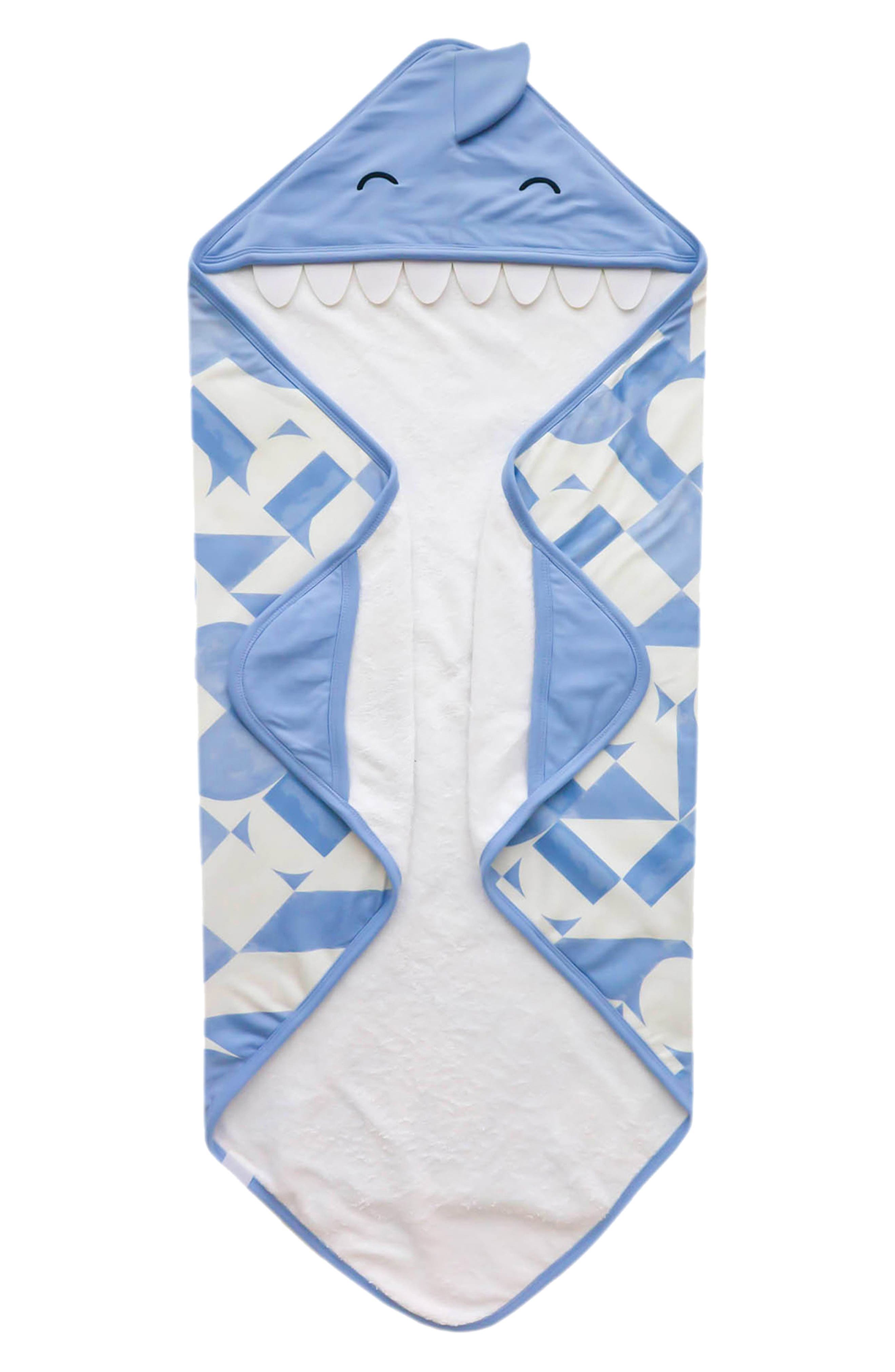 Copper Pearl Cora Character Hooded Bath Towel in Finn 