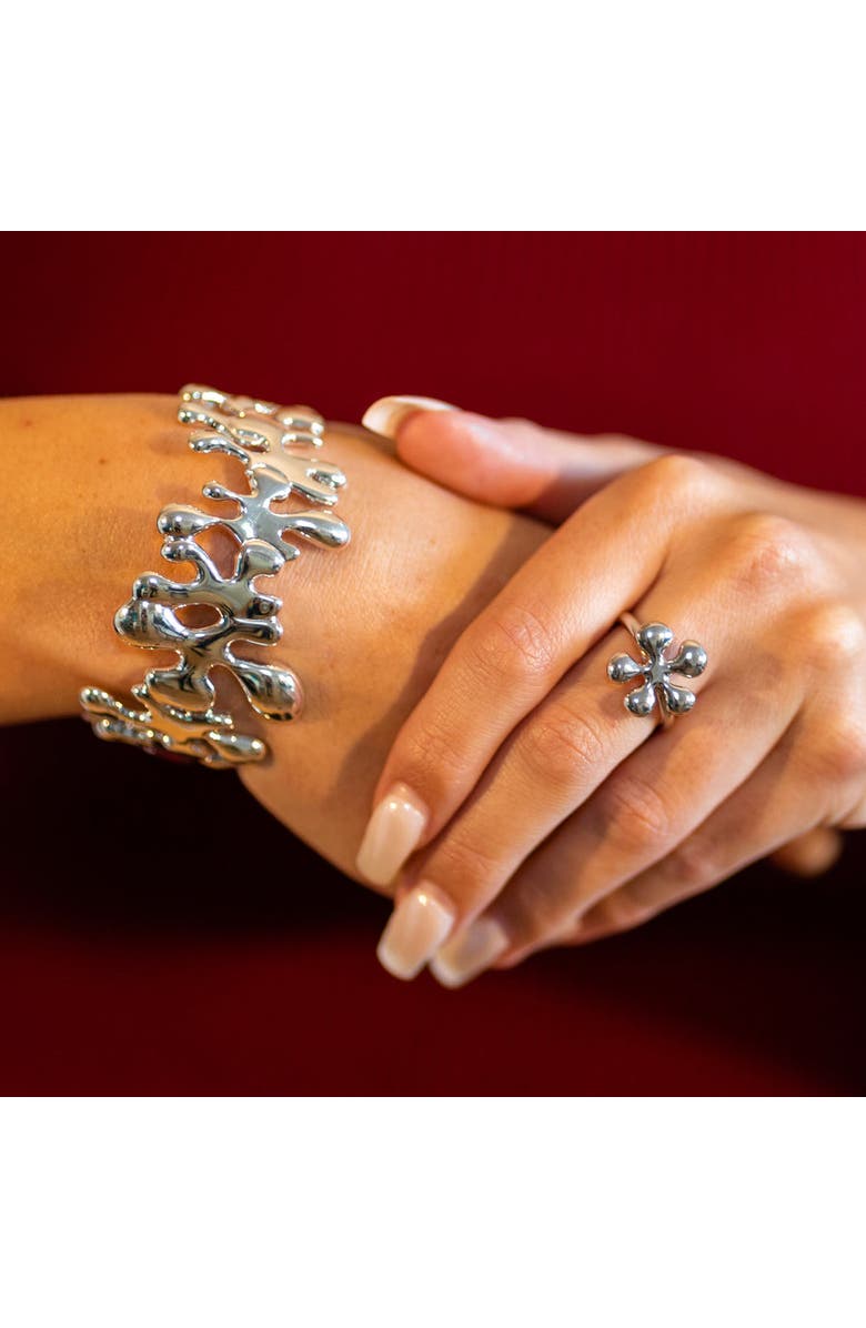 Lucy Quartermaine Splash Hinged Bangle, Alternate, color, Sterling Silver