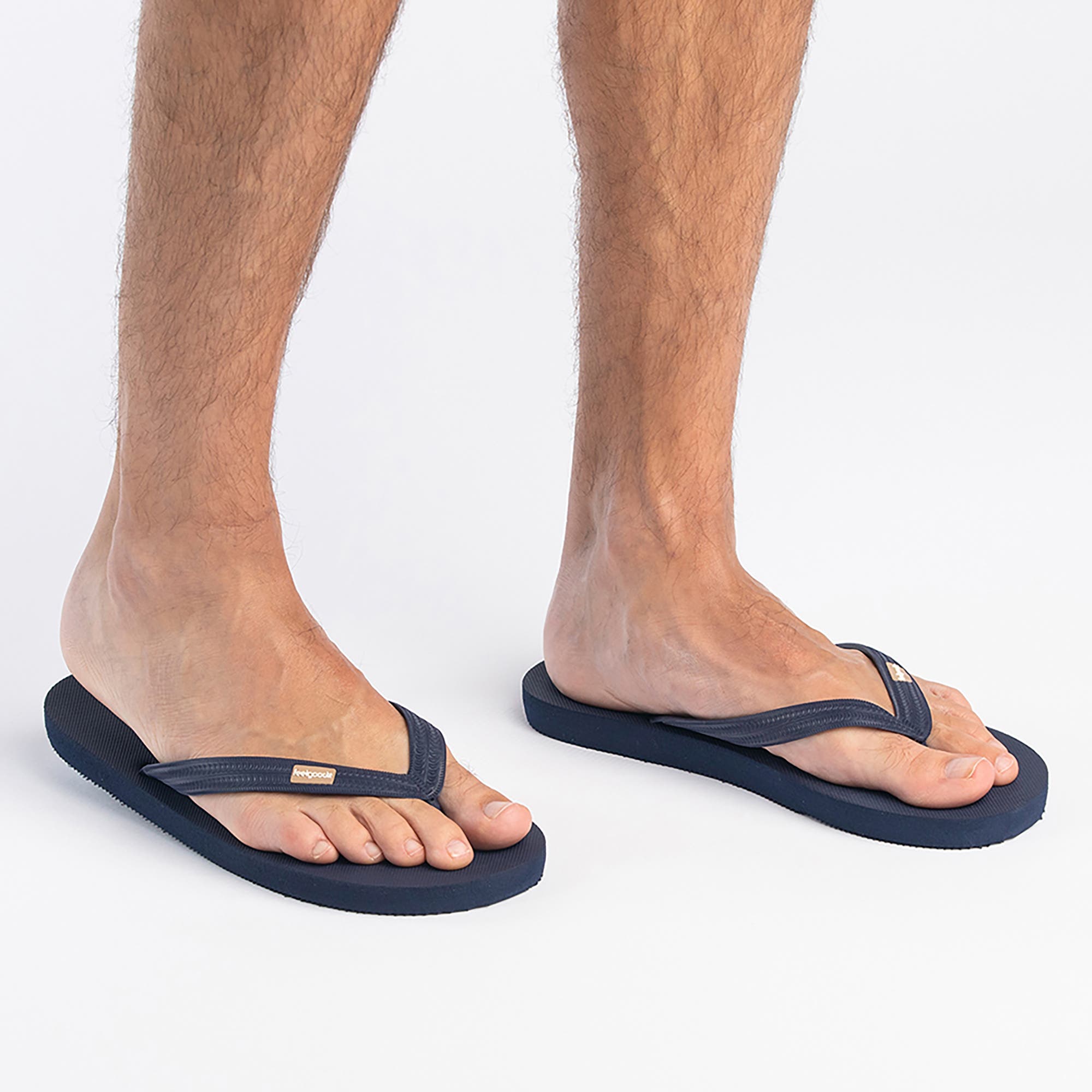 Mens Classicz Core Natural Rubber Flip Flop Thong Sandals, Alternate, color, Surf