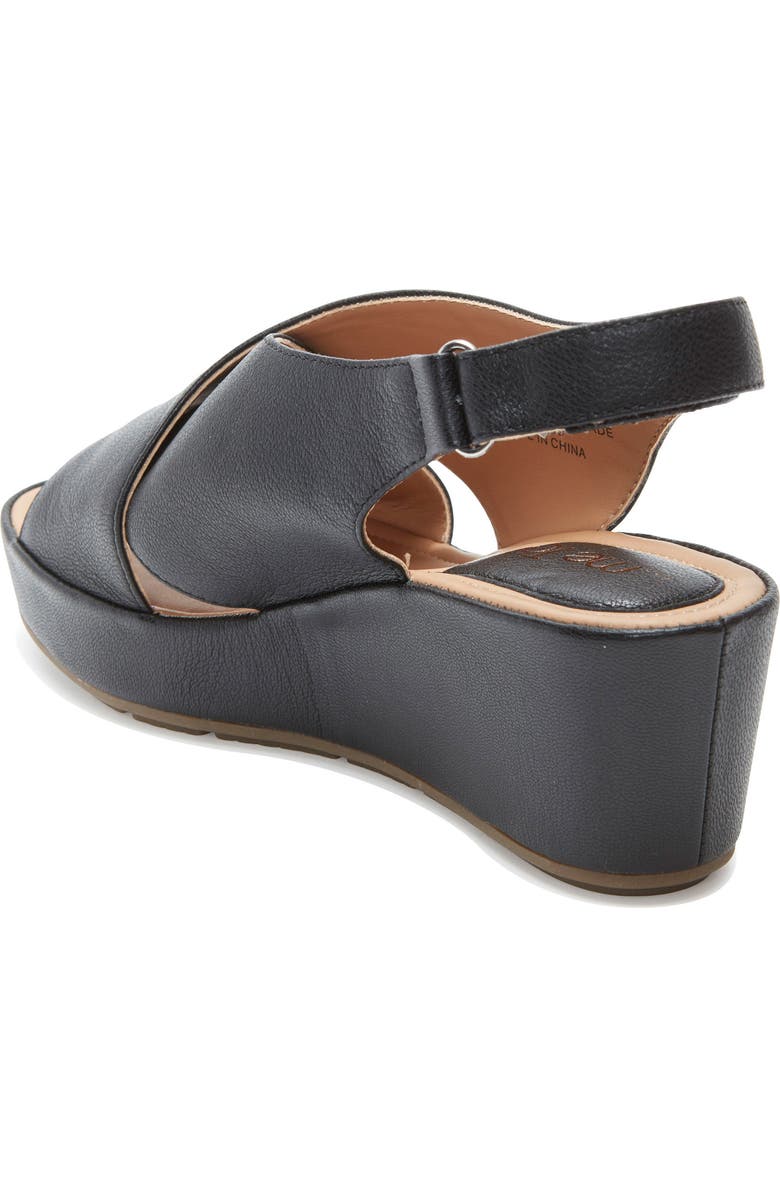 Me Too Arena Wedge Sandal, Alternate, color,
