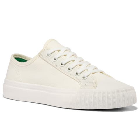 Center Low-Top Sneaker