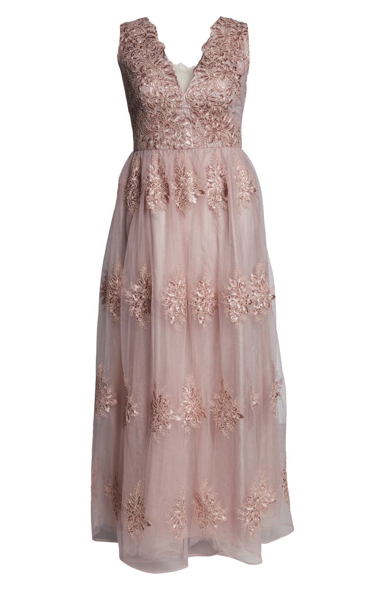 Chi Chi London Aubree Embroidered Mess Evening Dress, Alternate, color, 