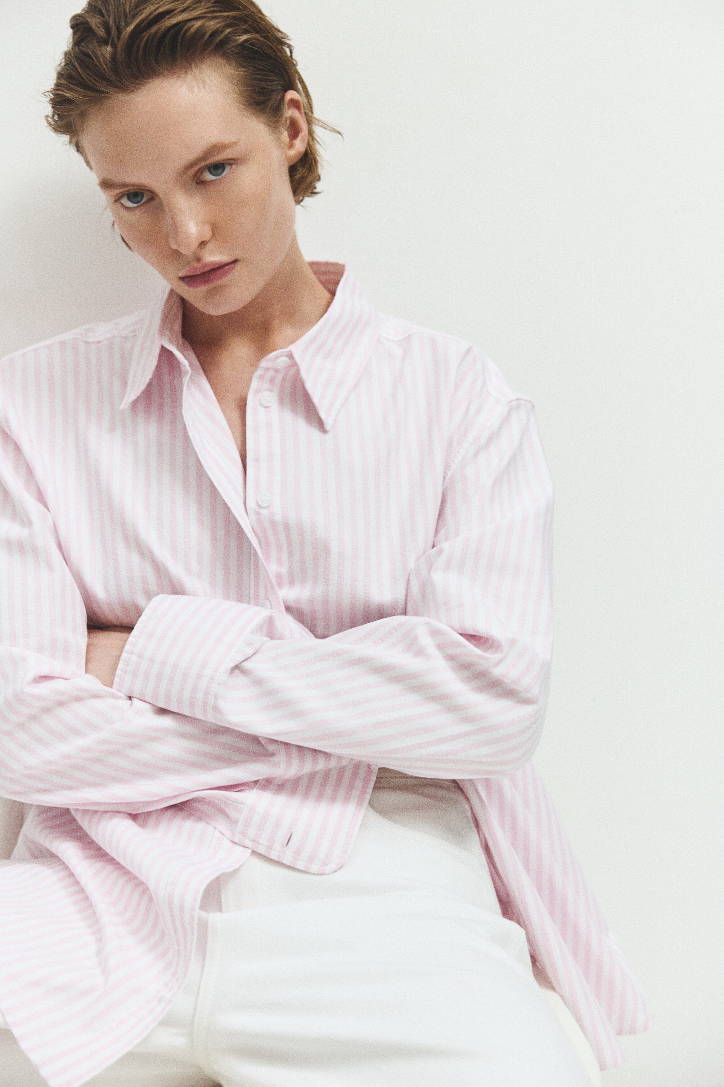 Light pink/striped