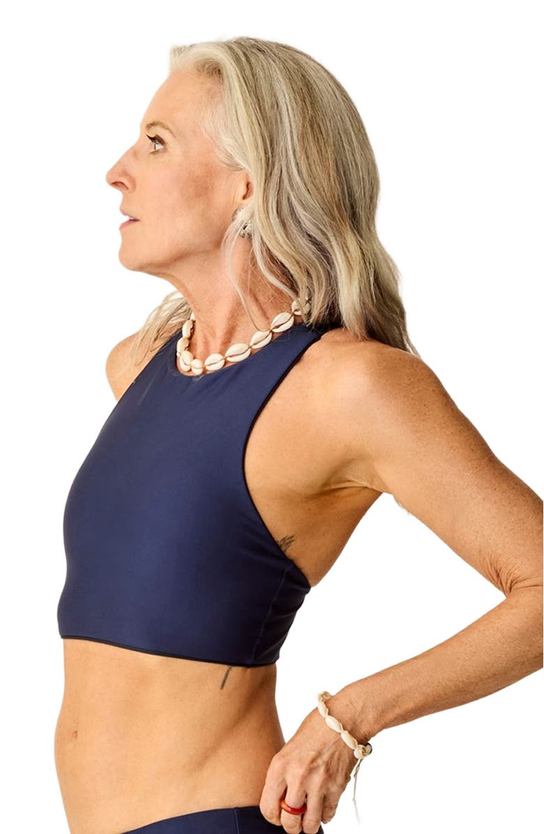 Carve Designs Sanitas Compression Reversible Top DD Cup, Alternate, color, Black/Navy