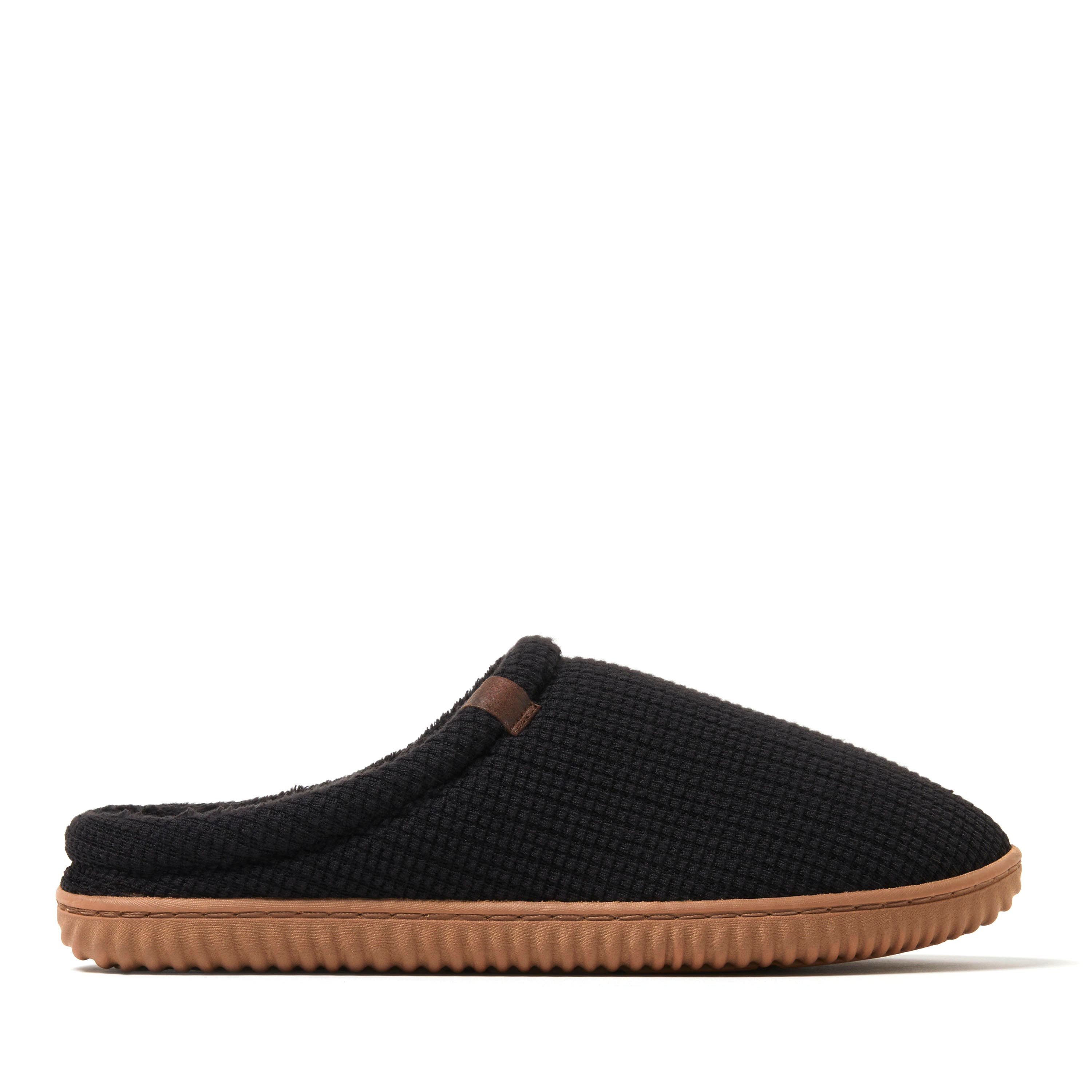 DEARFOAMS Case Casual Clog Slipper, Alternate, color, Black