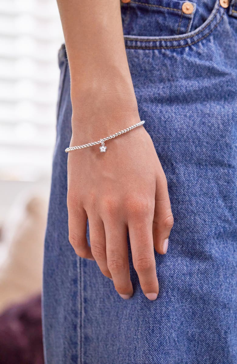 Estella Bartlett White Flower Sienna Beaded Stretch Bracelet, Alternate, color, Silver