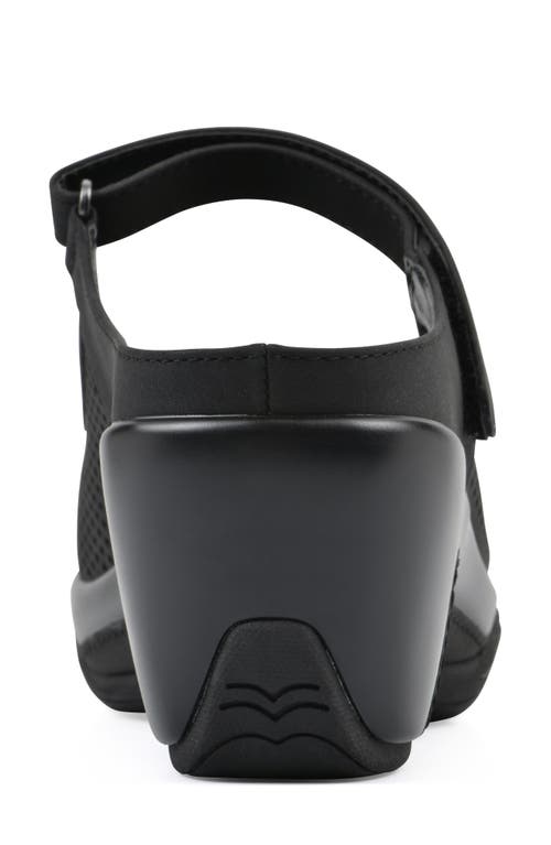 Cliffs By White Mountain Vinto Mule In Black Sueded Smooth