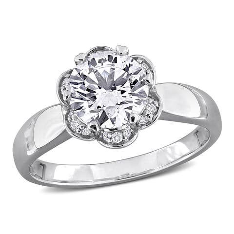 1-5/8 ctw Lab-Grown Diamond Flower Ring 18k