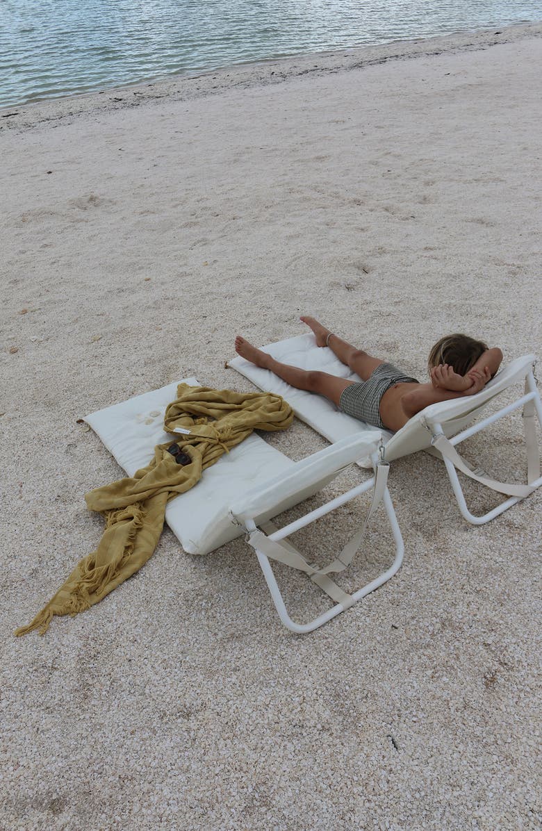 Sunnylife The Vacay Reclining Beach Chair, Alternate, color, 