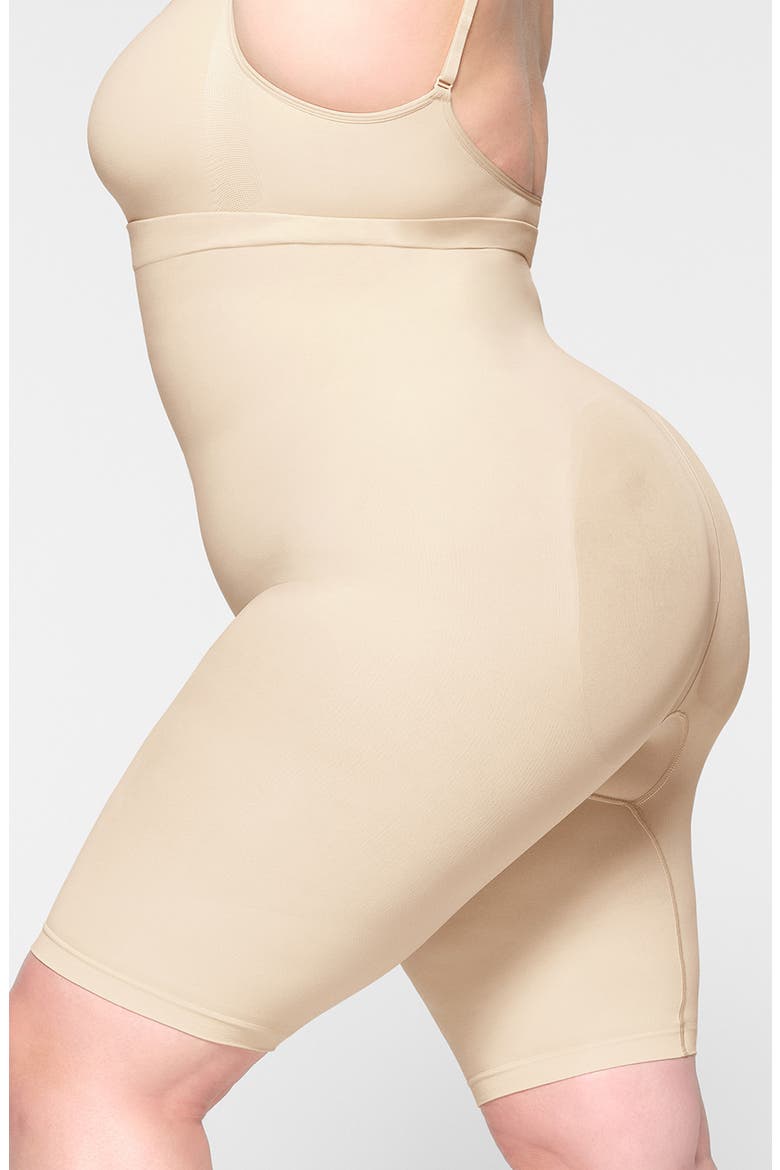 Seamless Sculpt High Waist Shorts, Alternate, color, SAND