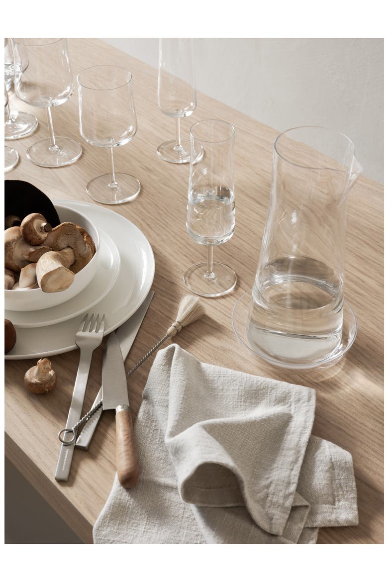 Set of 2 Informal Champagne Glasses, Alternate, color, CLEAR