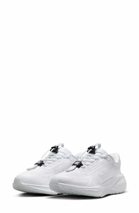 Pegasus EasyOn Running Shoe