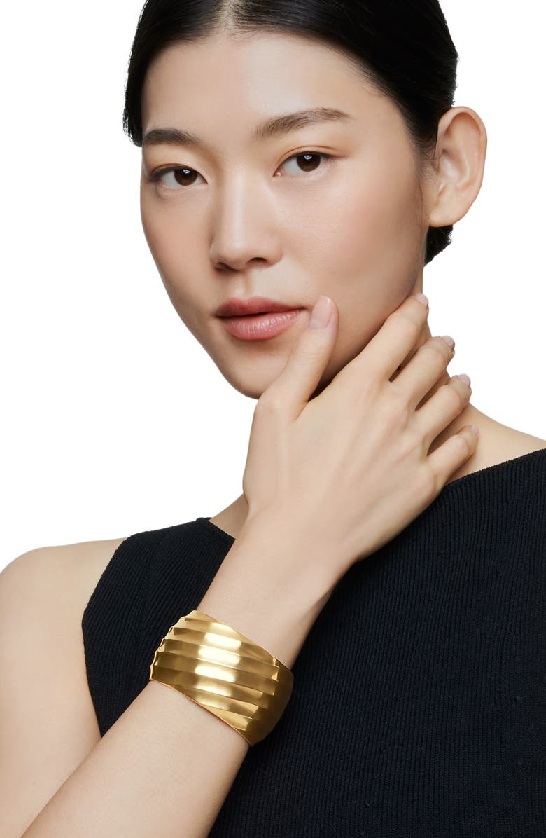 David Yurman Cable Edge<sup>™</sup> Bracelet in Recycled 18K Yellow Gold, Alternate, color, 18K Gold Recycled