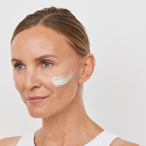 Algenist Genius Ultimate Anti-aging Vitamin C+ Serum In Green